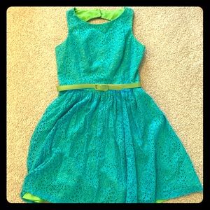 A-line “fit & flare” retro chic lace lined dress